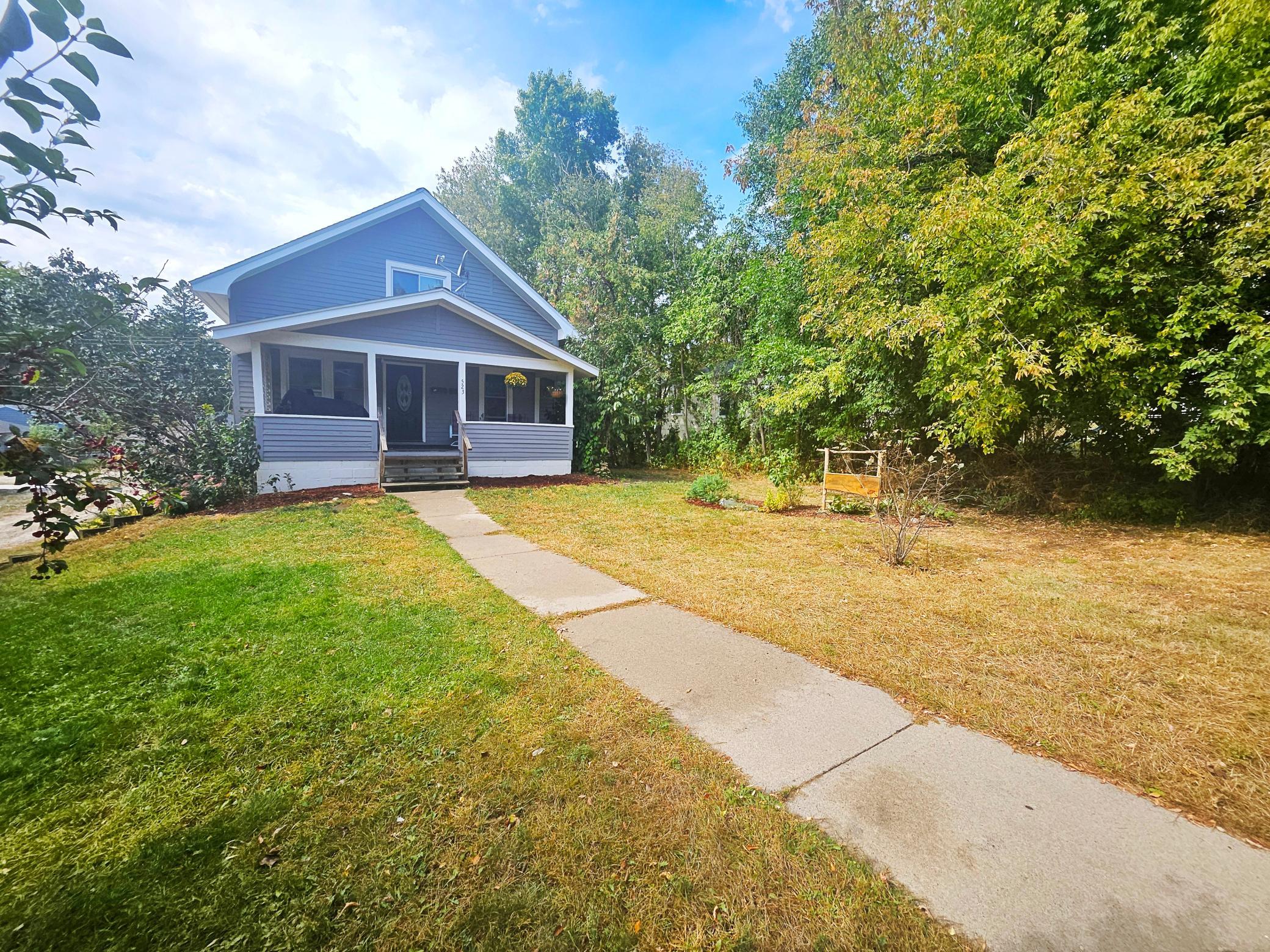 6th Ave, Grand Rapids, MN 55744