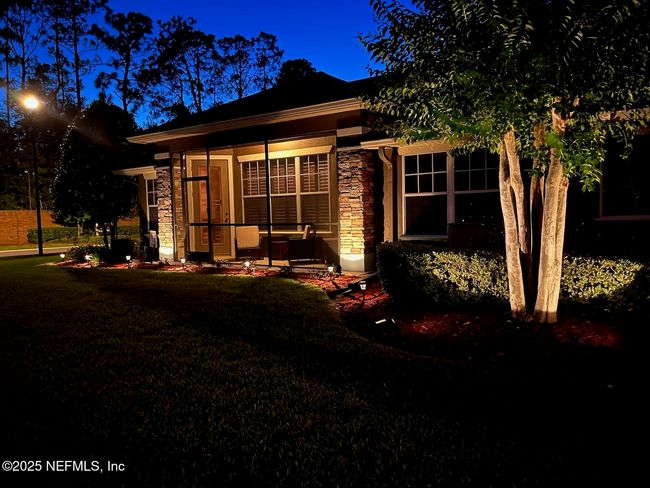 Screen patio at night | Image 26