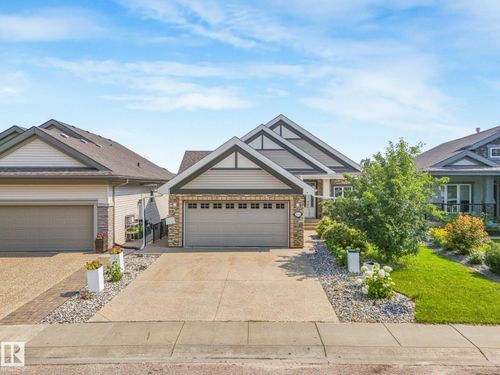 876 Hodgins Rd Nw, Edmonton, AB, T6M0K8 | Card Image