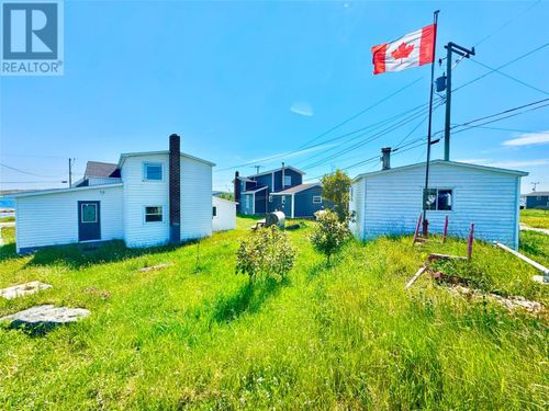 4 Brown'S Road, Fogo Island (Joe Batts Arm), NL, A0G2B0 | Card Image