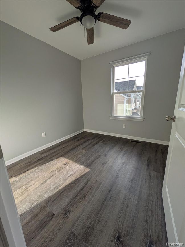 Bedroom #3 | Image 11