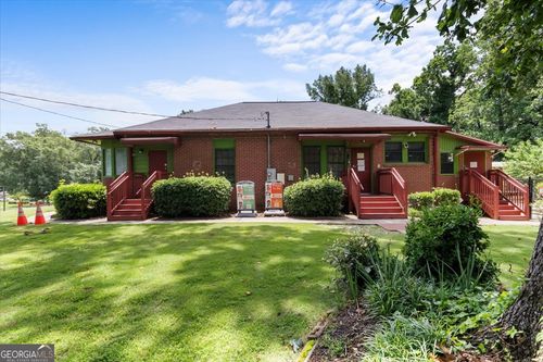 2365 County Line Rd Sw, atlanta, GA, 30331-6511 | Card Image