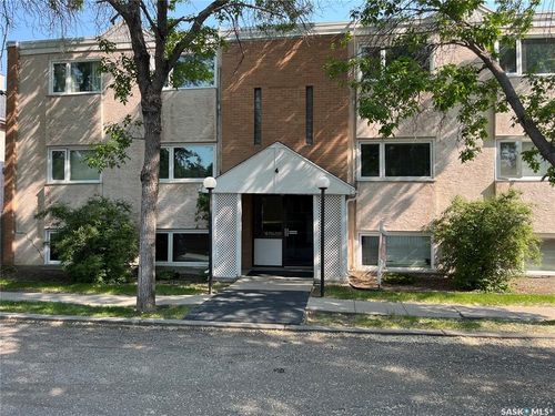 2-4 Neill Pl, Regina, SK, S4N2V4 | Card Image