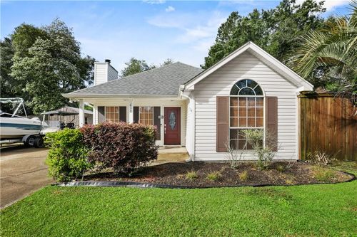 630 Lapin St, Mandeville, LA, 70448-1083 | Card Image