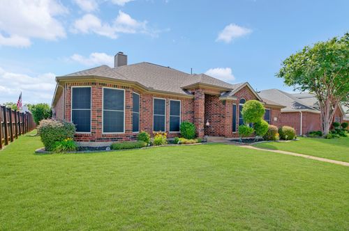 805 Kathryn Dr, Lewisville, TX, 75067-4266 | Card Image