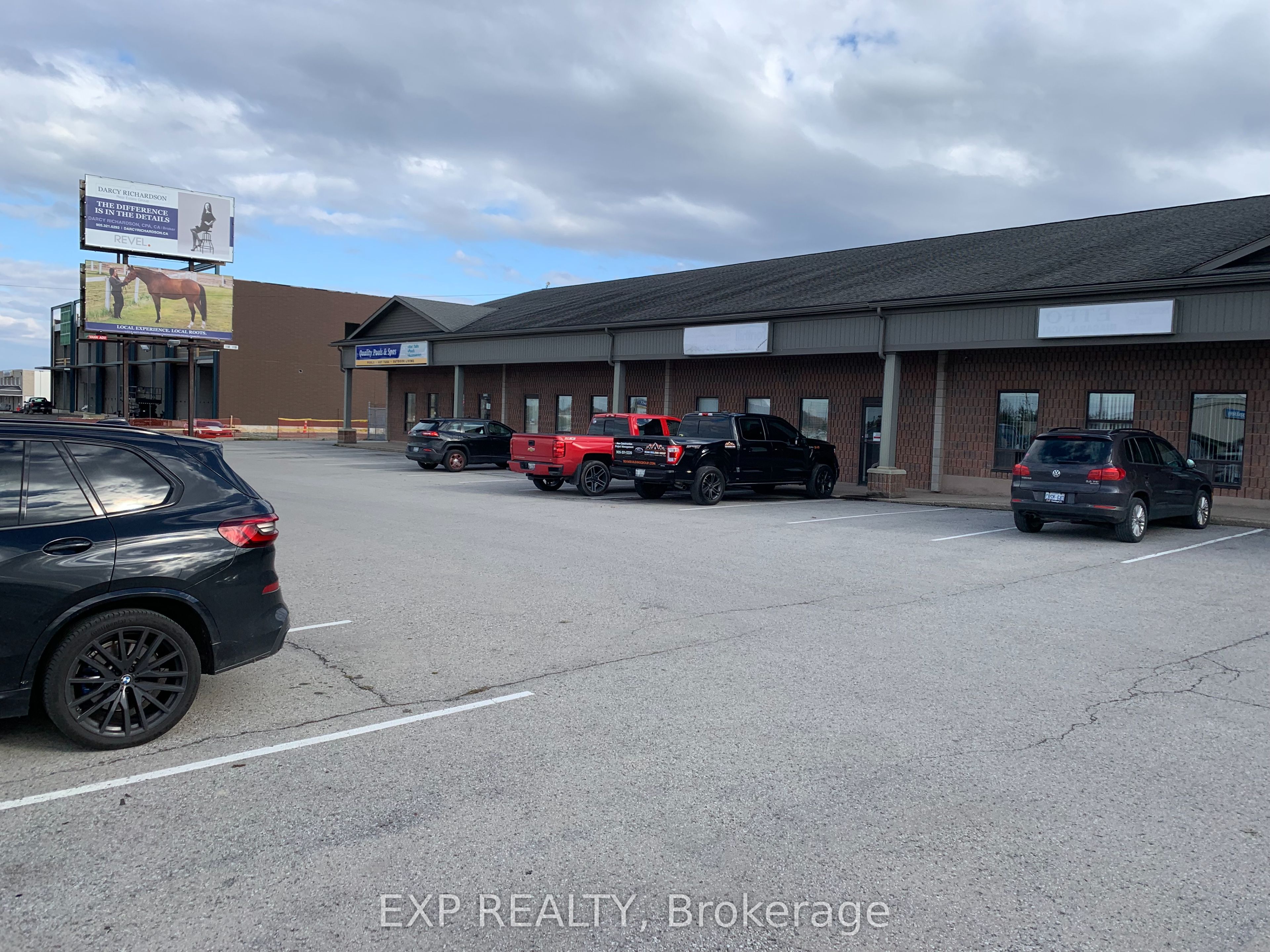 Commercial Lease in Thorold 2