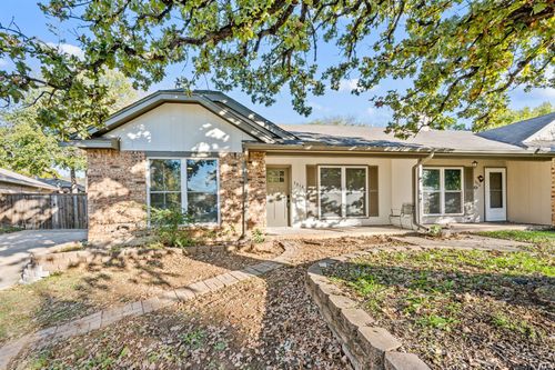 3014 Kathleen Ln, Euless, TX, 76039-7821 | Card Image