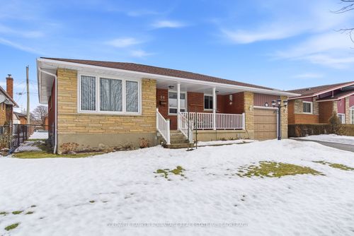 56 Eastdale Cres, Welland, ON, L3B1E8 | Card Image