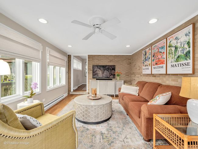 729 S Fairview Ave, House other with 3 bedrooms, 3 bathrooms and 2 parking in Elmhurst IL | Image 10