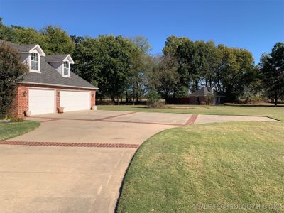 14495 S 248th Avenue, House other with 4 bedrooms, 4 bathrooms and null parking in Coweta OK | Image 3