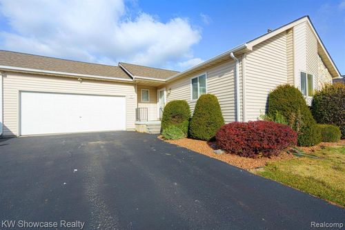 10193 Hawthorne Ridge Road, Goodrich Vlg, MI, 48438 | Card Image