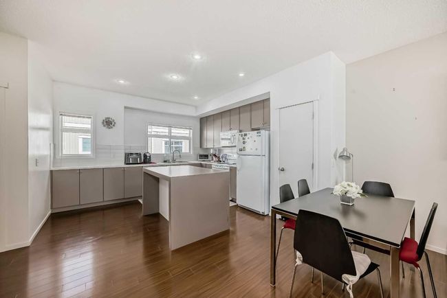 22 - 300 Evanscreek Crt Nw, Townhouse with 3 bedrooms, 2 bathrooms and 2 parking in Calgary AB | Image 5