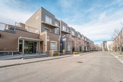 220-7 Westpark Common Sw, Calgary, AB, T3H0Y4 | Card Image