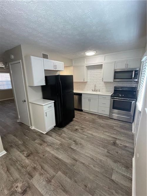 c1-1235 Riverside Dr, Gainesville, GA, 30501-1850 | Card Image