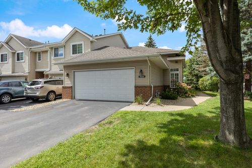 15081 December Way, Rosemount, MN, 55068-5521 | Card Image