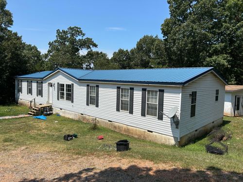 1943 Coopers Rd, Pineville, MO, 64856-8153 | Card Image