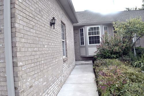 38-3091 Harbor Court, Waterford Charter Township, MI, 48328 | Card Image