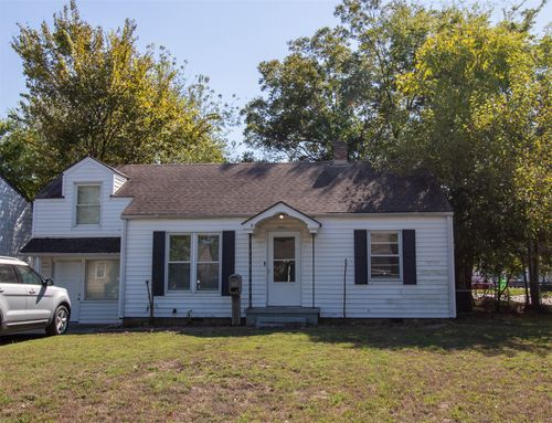 2201 Fredonia St, Muskogee, OK, 74403-3631 | Card Image