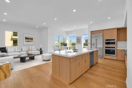 3614 Rivington, Irvine, CA, 92612 | Card Image