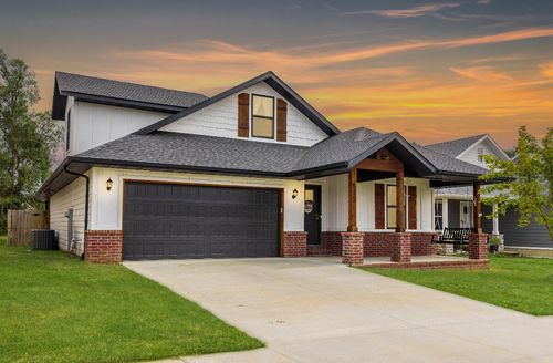 512 S Gauge St, Willard, MO, 65781-9465 | Card Image