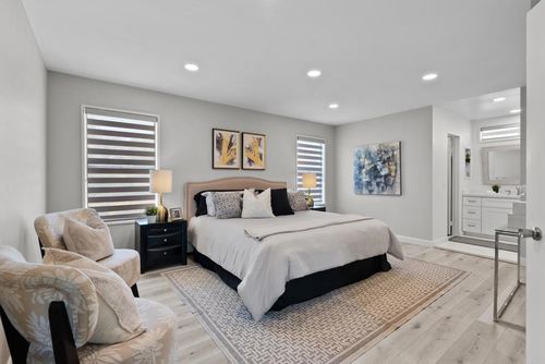 21905 Grovepark Dr, Saugus, CA, 91350-1639 | Card Image