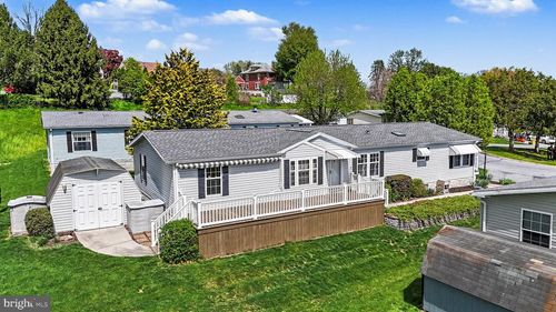 374 W Cedar St, PALMYRA, PA, 17078-1002 | Card Image