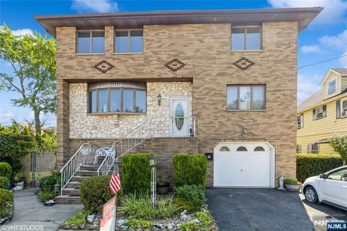 28 Daniel St, Moonachie, NJ, 07074-1123 | Card Image