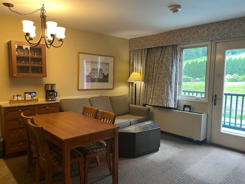 243245-243/245 qtr 2 Grand Summit Way, Dover, VT, 05356 | Card Image