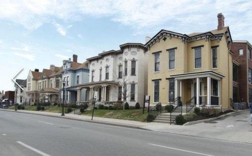 115-275 S Limestone, Lexington, KY, 40508-2794 | Card Image