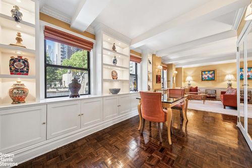 5b-235 E 49th St, New York, NY, 10017-1557 | Card Image