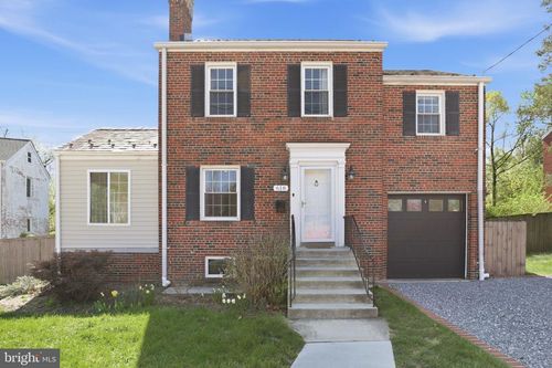 618 Wayne Ave, SILVER SPRING, MD, 20910-5557 | Card Image