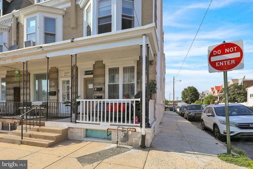 1027 Union St, Reading, PA, 19604-1720 | Card Image