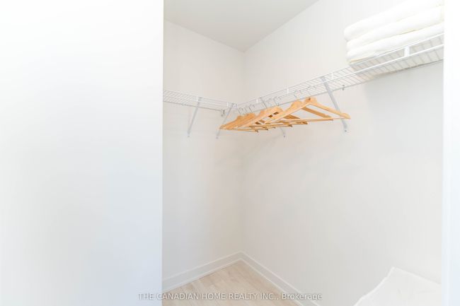 1511 - 8 Tippett Rd, Condo with 2 bedrooms, 2 bathrooms and null parking in Toronto ON | Image 13