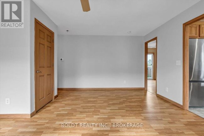 659 Port Maitland Road, Home with 3 bedrooms, 2 bathrooms and 2 parking in Haldimand (Dunnville) ON | Image 5