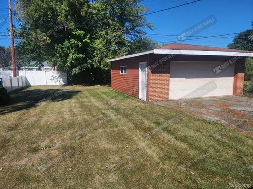 1519 Midland Blvd, Royal Oak, MI, 48073-2859 | Card Image