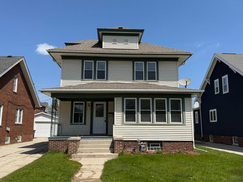 826 Geele Ave, Sheboygan, WI, 53083-4953 | Card Image