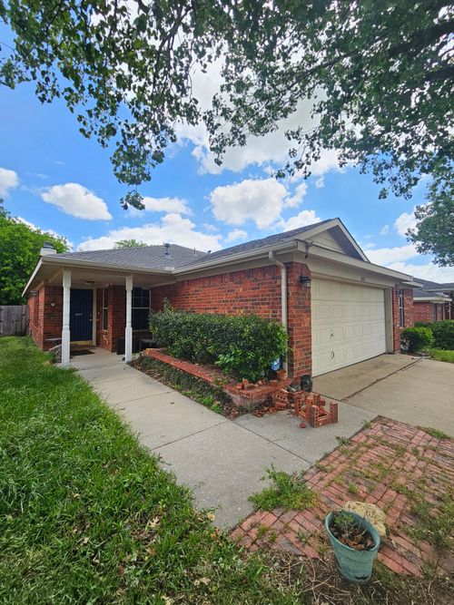 2417 Ensenada Ln, Fort Worth, TX, 76108-4991 | Card Image