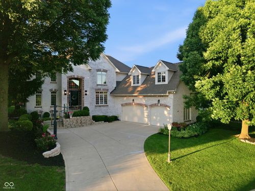 14232 Kingdom Ct, Fishers, IN, 46040-9016 | Card Image