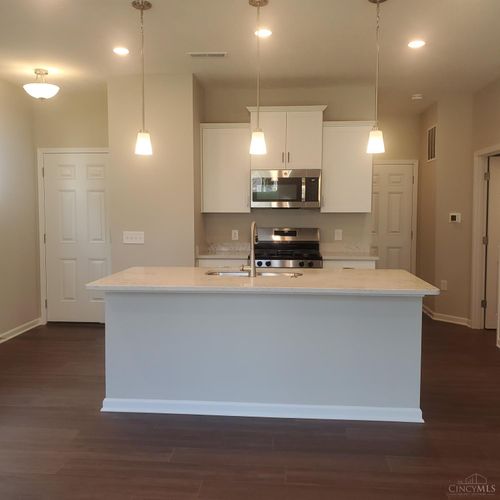 4972 Pebble Ct, Liberty Twp, OH, 45011-4573 | Card Image