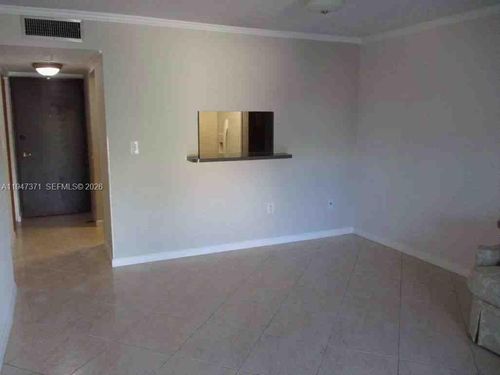 309-5199 Nw 7th St, Miami, FL, 33126-3309 | Card Image