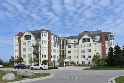 3-10 Bay St E, Thornbury, ON, N0H2P0 | Card Image