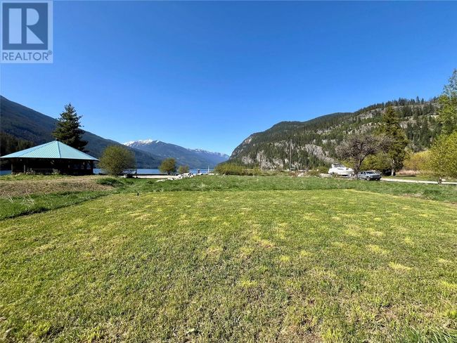 411 Main St, Home with 0 bedrooms, 0 bathrooms and null parking in Slocan BC | Image 9
