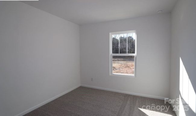 Secondary bedroom | Image 5