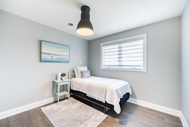 54 Mitchell Ave, House other with 5 bedrooms, 3 bathrooms and 4 parking in Whitby ON | Image 20