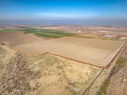 17131 Cotton Rd, Los Banos, CA, 93635-9530 | Card Image