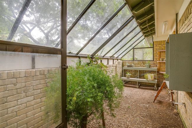 512 N Parkridge Dr, House other with 4 bedrooms, 3 bathrooms and null parking in Mansfield TX | Image 5