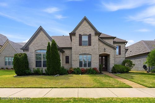 8331 Stonecrest Drive, Olive Branch, MS, 38654 | Card Image