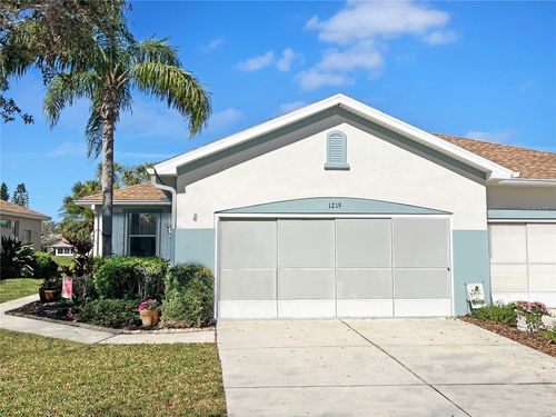 1219 Huntington Greens Dr, SUN CITY CENTER, FL, 33573-8074 | Card Image