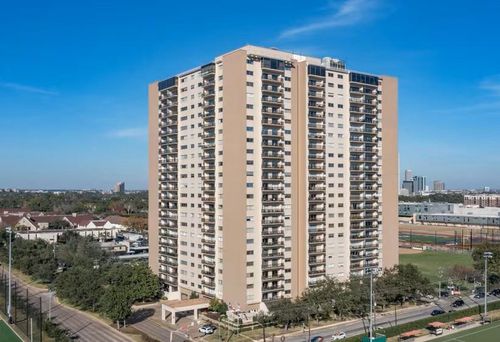 a303-2929 Buffalo Speedway, Houston, TX, 77098-1720 | Card Image