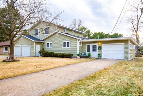 2910 5th St S, WISCONSIN RAPIDS, WI, 54494-6202 | Card Image